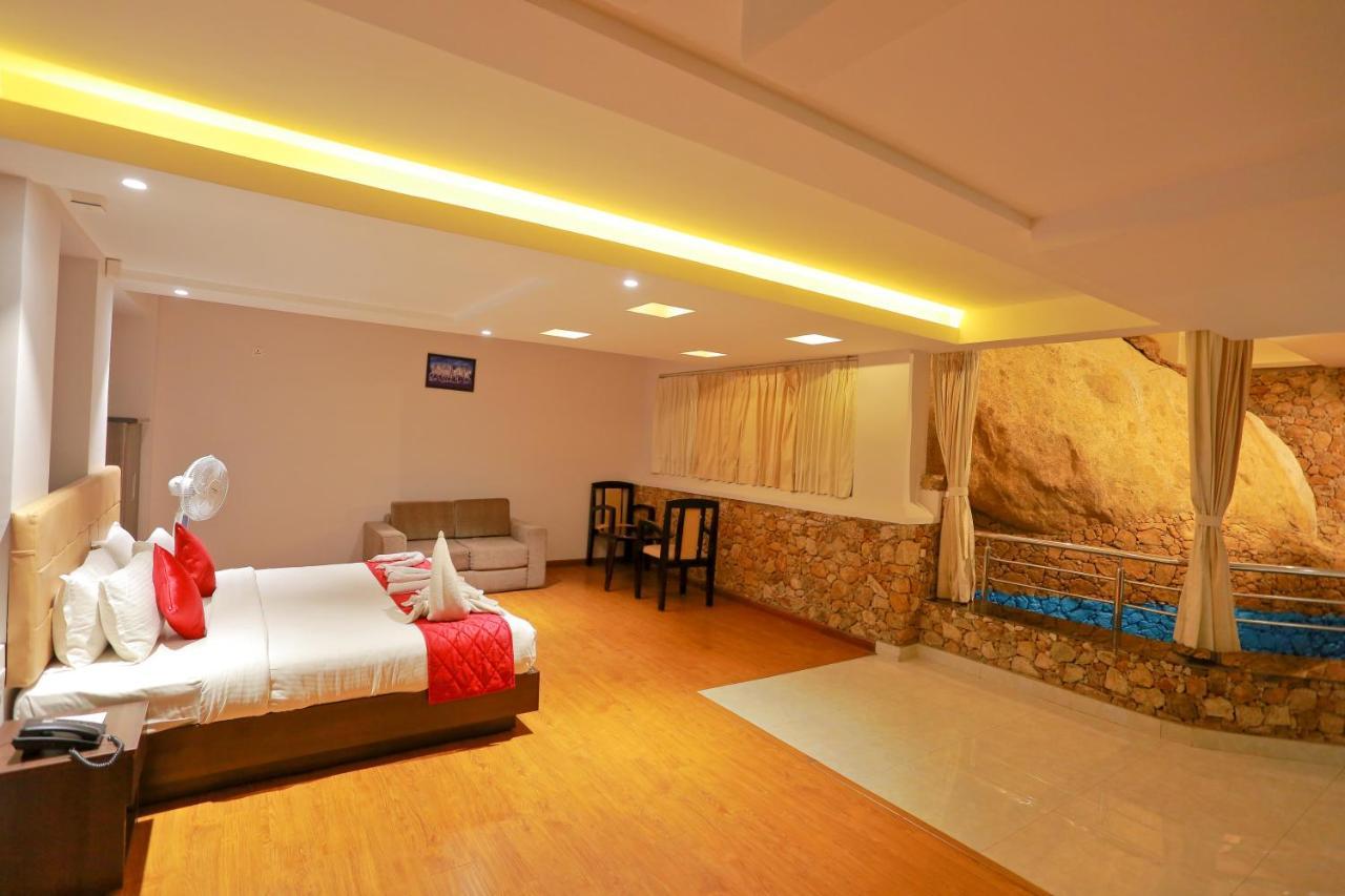 ירקאוד Grand Signature Hotel & Spa מראה חיצוני תמונה
